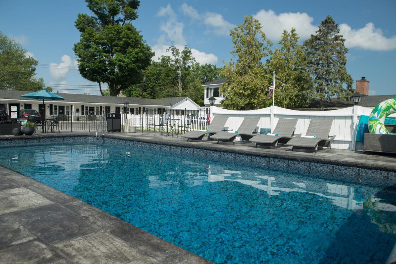 Knotty Pine Motel Bennington Eksteriør bilde